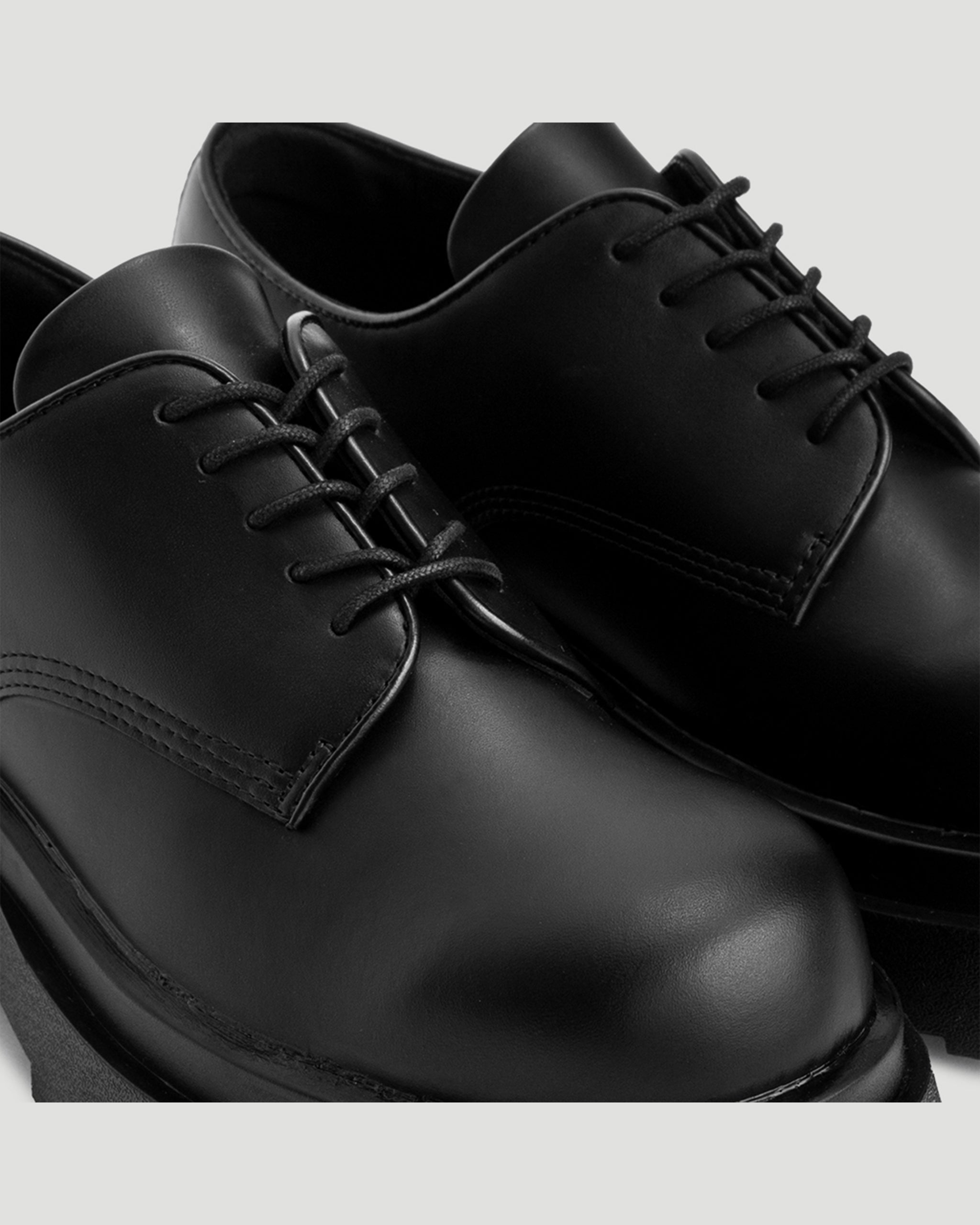 THEWOLF CHUNKY DERBY SS24 – THEWOLF GLOBAL - Main Image