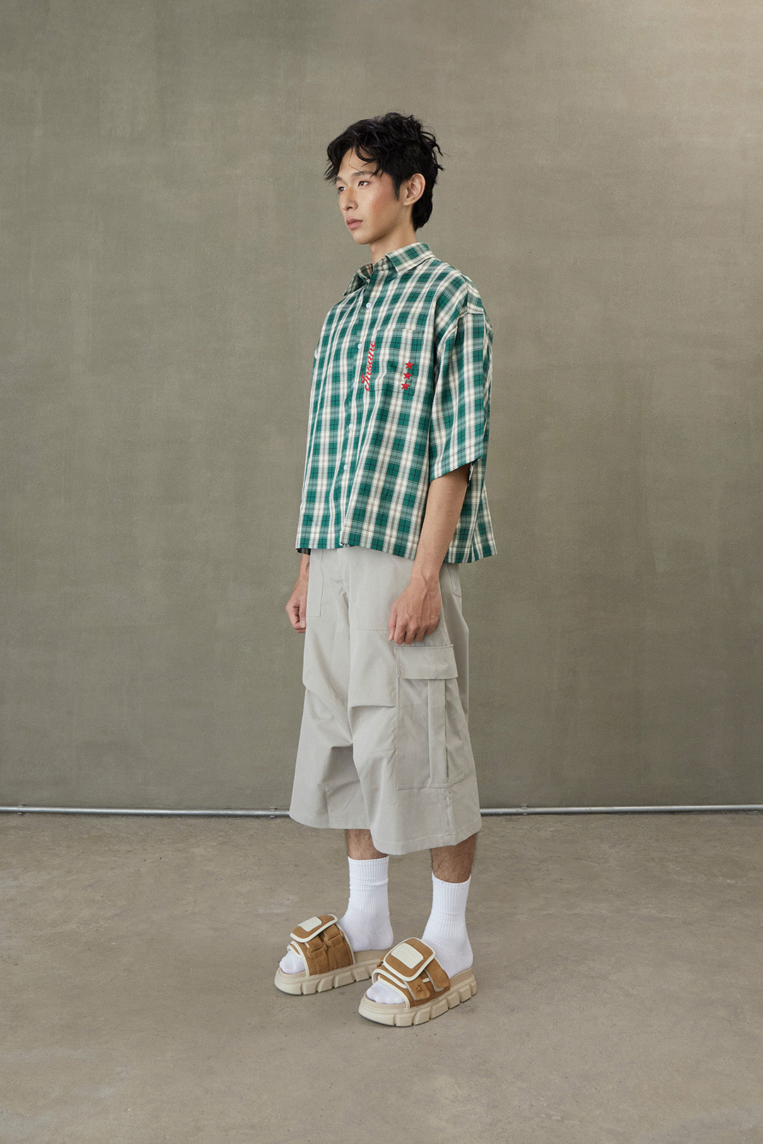 THEWOLF STRAP SLIDE SANDAL